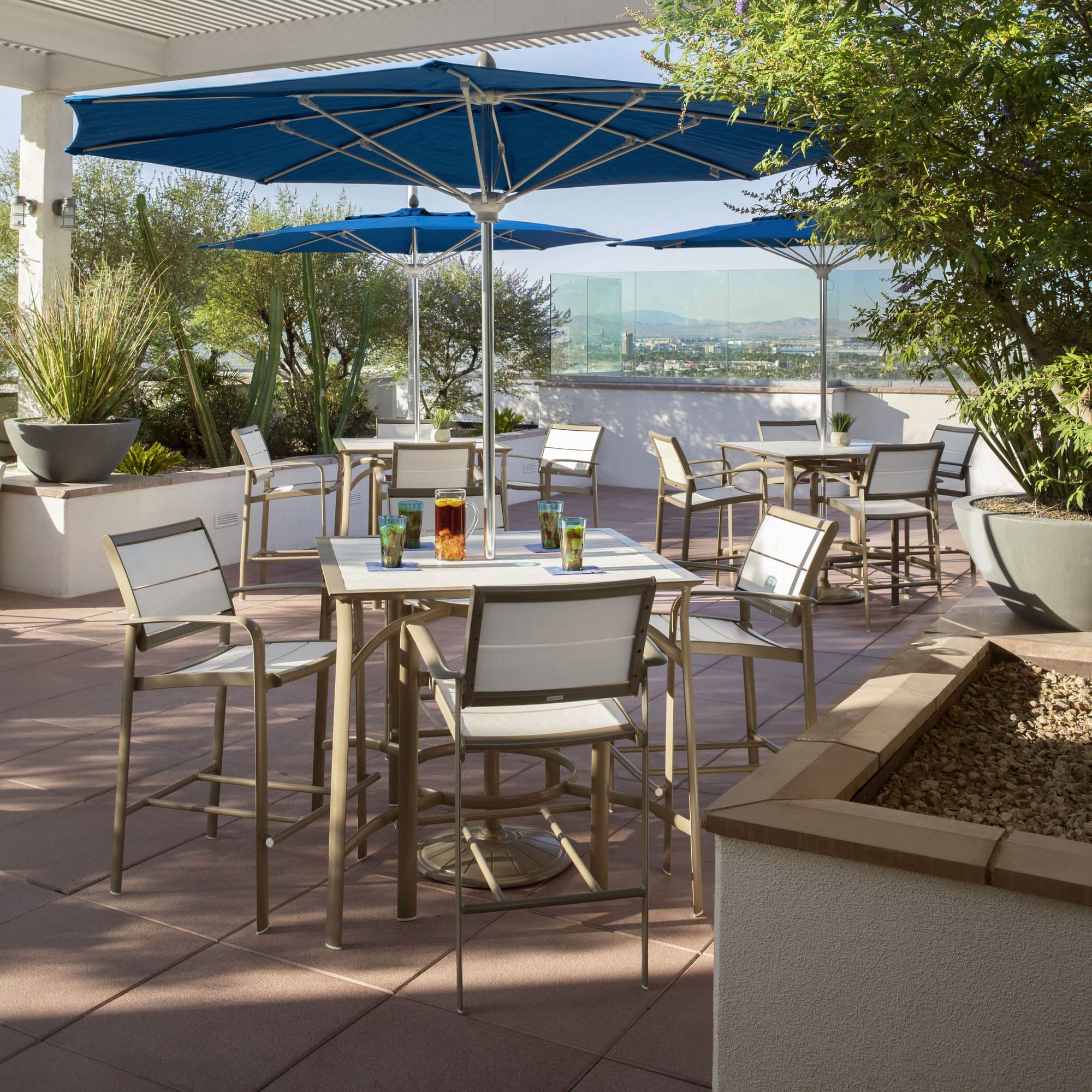 Seascape Dining_Flt (2)